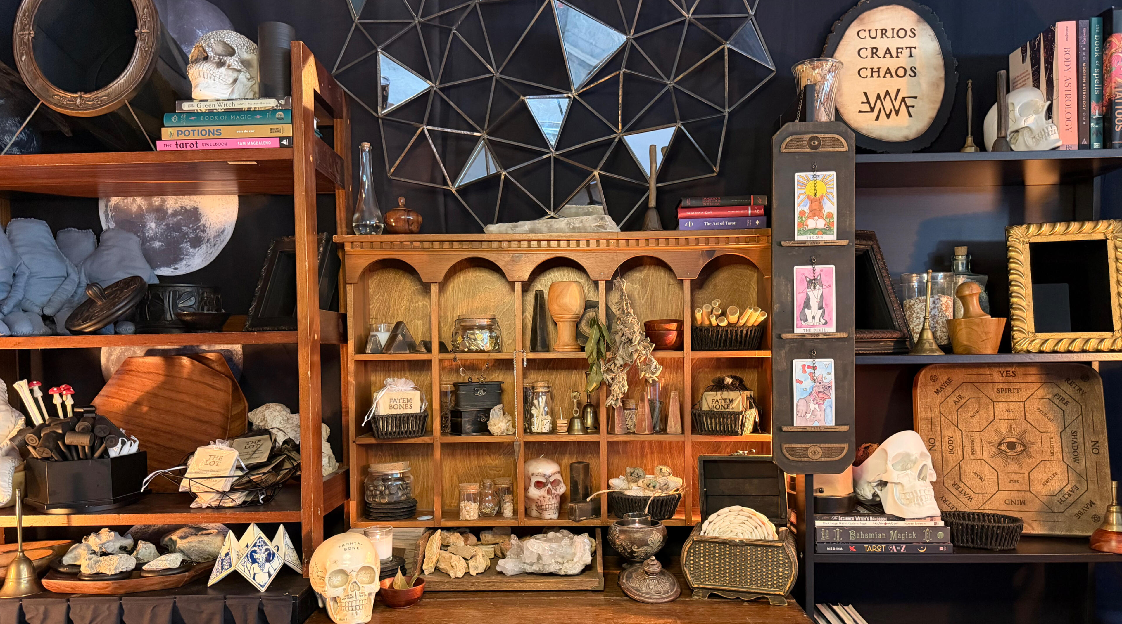 Various workings and tools in an active ritual workshop - WMFrewolfe